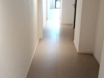 Excelente departamento de 3 ambientes de categoria con dos cocheras en Brown y San luis