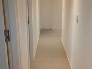 Excelente departamento de 3 ambientes de categoria con dos cocheras en Brown y San luis