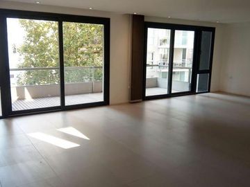 Excelente departamento de 3 ambientes de categoria con dos cocheras en Brown y San luis