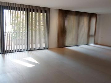 Excelente departamento de 3 ambientes de categoria con dos cocheras en Brown y San luis