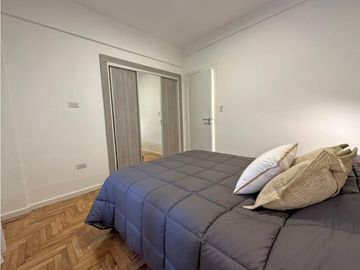 Venta Departamento 2 Ambientes, Plaza Colon.