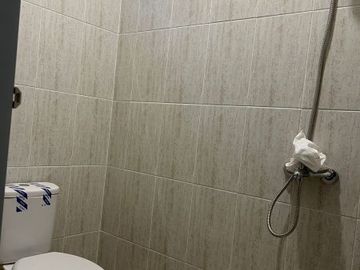 Rumah baru siap huni 2 lantai di cisaranten dekat arcamanik