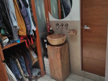 Casa en venta en el Periférico Puebla a 10 minutos de La Vista de 300 m2 de terreno