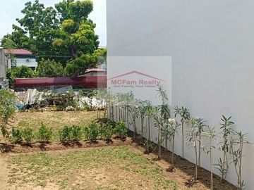 3 Bedroom Townhouse for Sale Along Marcos Highway Cainta Rizal - Tropics 3 by Filinvest BRAHMS MODEL
