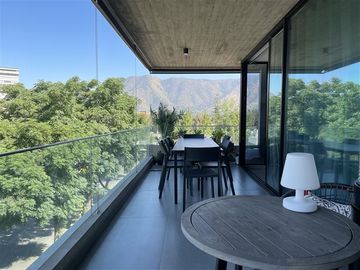 Departamento en venta de 3 dorm. en Vitacura Exclusivo.