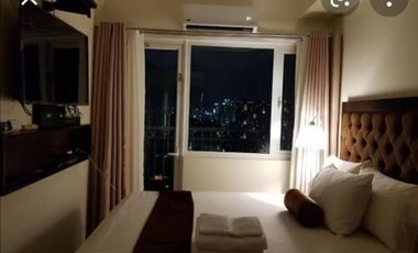 Breeze Residences Offers an unobstructed views of MANILA BAY UNIT with BALCONY, Ready for Occupancy.