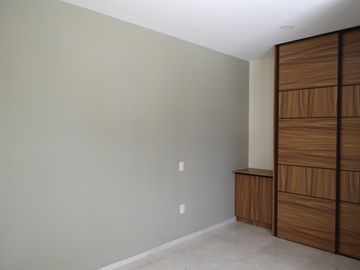 Casa con recámara en planta baja, para estrenar, Argenta Residencial