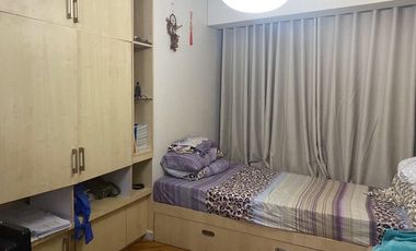 Rush Condominium for Sale: Studio Condo for Sale in Joya South Tower Rockwell Center Makati