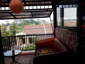 Rumah 2 Lantai Interior Bagus di Villa Pajajaran Permai Cileunyi Bandung