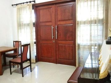 RUMAH BESAR KERTAJAYA INDAH GUBENG ROW 3 MOBIL