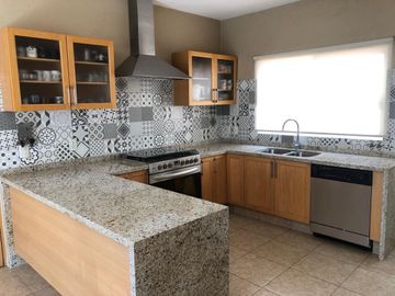 Residencia en venta en San Miguel Palmas 128, Juriquilla