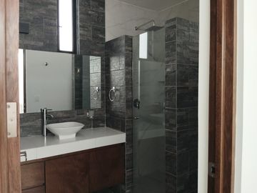 VENTA DE CASA HABITACION EN SAN ANGELO RESIDENCIAL