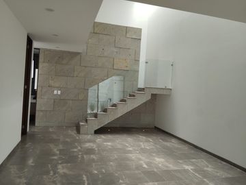 VENTA DE CASA HABITACION EN SAN ANGELO RESIDENCIAL