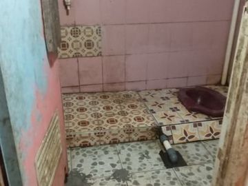 Dijual Rumah Dekat Ke Jalan Raya diTj Barat JakSel SHM Lt 71m&sup2; 660 Juta