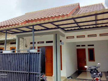 Rumah mewah di Pitara Depok dijual harga 1.25 M nego