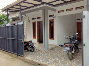 Rumah mewah di Pitara Depok dijual harga 1.25 M nego
