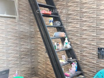 Dijual Rumah 2 Lt  Di Cluster Lasaine, JGC