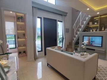 Rumah Keren Minimalis, Gardenia Paramount Petals