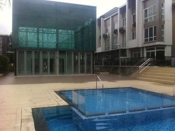 3BR Town House in QC near Tomas Morato, St.Lukes, Quezon ave, University, Churches, Fisher mall