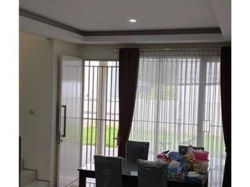Rumah mewah di Ciputra BSB. Full Furnish