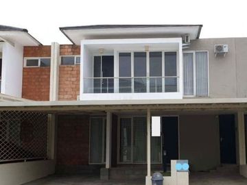 Rumah mewah di Ciputra BSB. Full Furnish