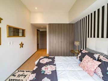 Apartamento con terraza, techos altos, piscina, pet friendly, venta Bosque Real