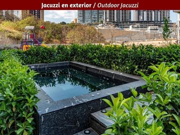 Apartamento con terraza, techos altos, piscina, pet friendly, venta Bosque Real
