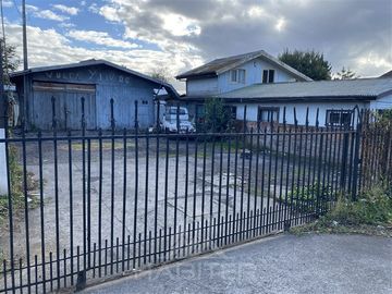 Local Comercial con 660m2 terreno en venta en Temuco