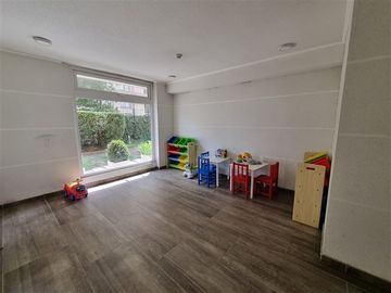 Departamento en venta de 2 dorm. San Miguel - Metro Lo Vial