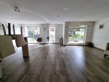 Departamento en venta de 2 dorm. San Miguel - Metro Lo Vial