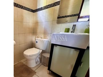 Se Vende Impresionante Casa con Vistas en Altos del Maria