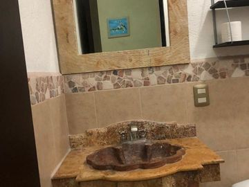 HERMOSA VILLA EN RENTA O  VENTA SOBRE CARRETERA CUERNAVACA-IGUALA