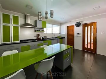 Casa en Venta en Condominio sector Zapallar