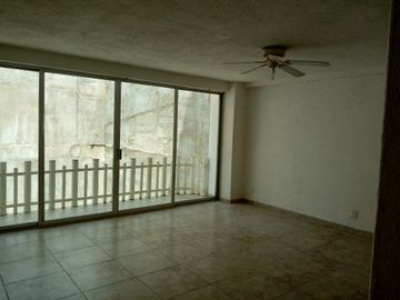 Departamento de dos recamaras en la zona dorada de Acapulco