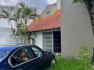 Casa en Privada en Puerta del Sol, Cuernavaca, Morelos CAEN-176-Cp*