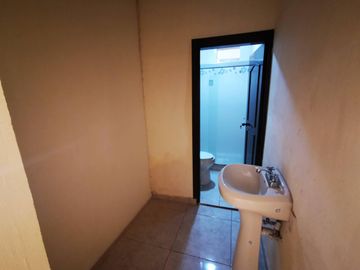 CASA LAZARO CARDENAS 2 RECAMARAS VALLE DORADO ZAMORA MICHOACAN