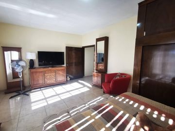 CASA LAZARO CARDENAS 2 RECAMARAS VALLE DORADO ZAMORA MICHOACAN