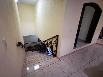CASA LAZARO CARDENAS 2 RECAMARAS VALLE DORADO ZAMORA MICHOACAN