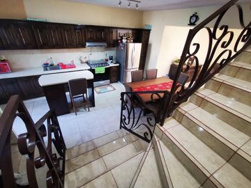 CASA LAZARO CARDENAS 2 RECAMARAS VALLE DORADO ZAMORA MICHOACAN