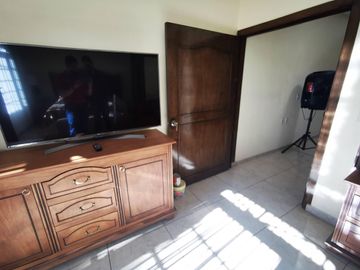 CASA LAZARO CARDENAS 2 RECAMARAS VALLE DORADO ZAMORA MICHOACAN