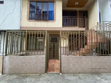 casa en venta en urbanización la nueva base. Cod V25