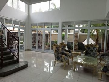 DIJUAL RUMAH (HOEK) LOKASI STRATEGIS DI Jl. KAYU MAS TENGAH VII, JAKARTA TIMUR