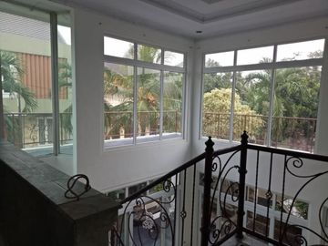 DIJUAL RUMAH (HOEK) LOKASI STRATEGIS DI Jl. KAYU MAS TENGAH VII, JAKARTA TIMUR