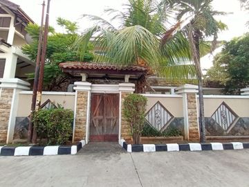 DIJUAL RUMAH (HOEK) LOKASI STRATEGIS DI Jl. KAYU MAS TENGAH VII, JAKARTA TIMUR