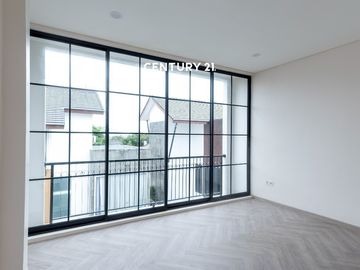 Dijual Rumah Cantik Lingkungan Asana Nangka Jakarta Selatan