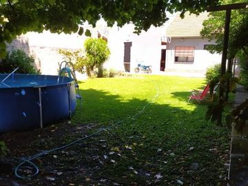 Casa en venta en Ezpeleta Este