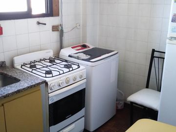 DEPTO 3 AMB AL FRENTE C/COCHERA Y BALCON  S/ AV. GAONA