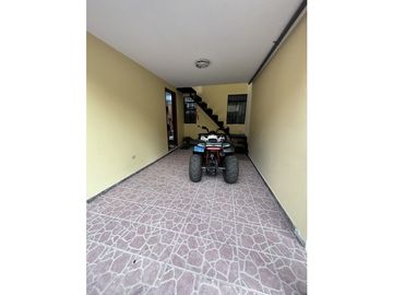 VENDO HERMOSA CASA EN URB. SAN JOSE DE CALIFORNIA - 3 PISOS