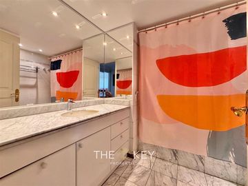Hermoso Departamento en venta de 4 dorm. en Vitacura