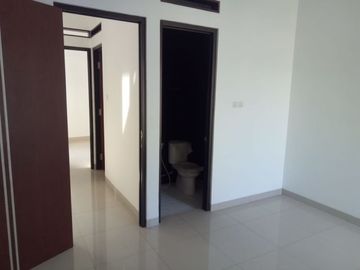 Rumah Baru Komplek Batununggal Indah